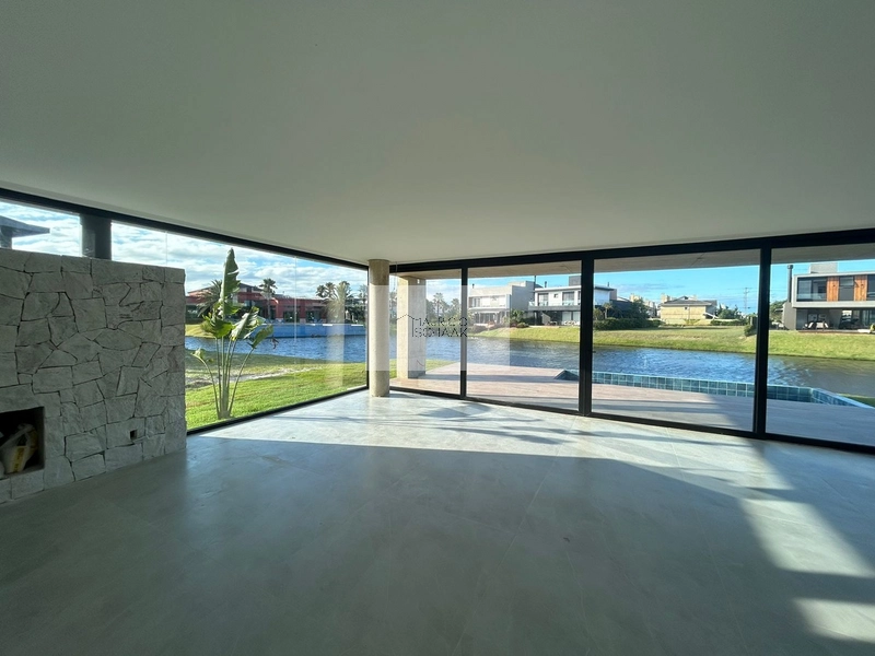 Casa em condomínio fechado!: 1ª foto da galeria de imagens do imóvel