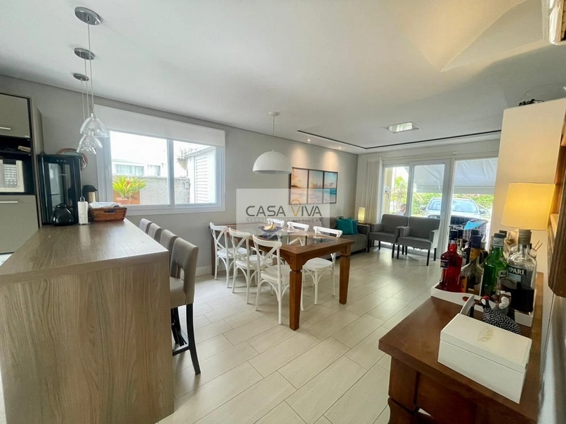 Casa com 04 dormitórios, Frente Leste e Pátio Exclusivo.: 21ª foto da galeria de imagens do imóvel
