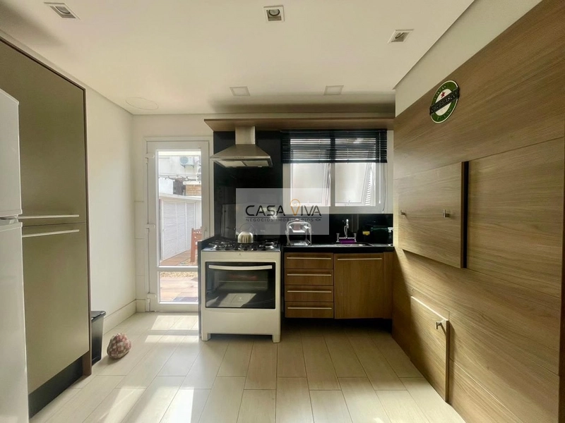 Casa com 04 dormitórios, Frente Leste e Pátio Exclusivo.: 22ª foto da galeria de imagens do imóvel
