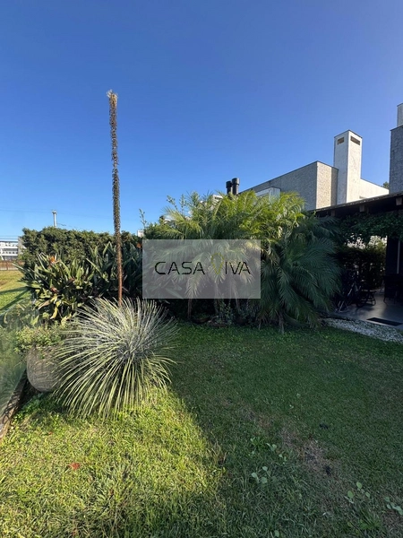 Sobrado de Alto Padrão à Beira do Lago – Mobiliado e Decorado: 9ª foto da galeria de imagens do imóvel
