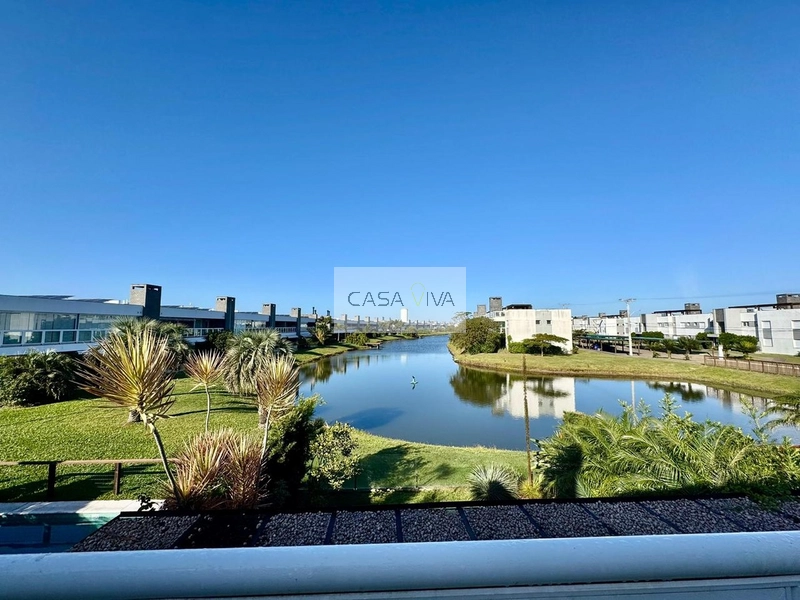 Sobrado de Alto Padrão à Beira do Lago – Mobiliado e Decorado: 25ª foto da galeria de imagens do imóvel