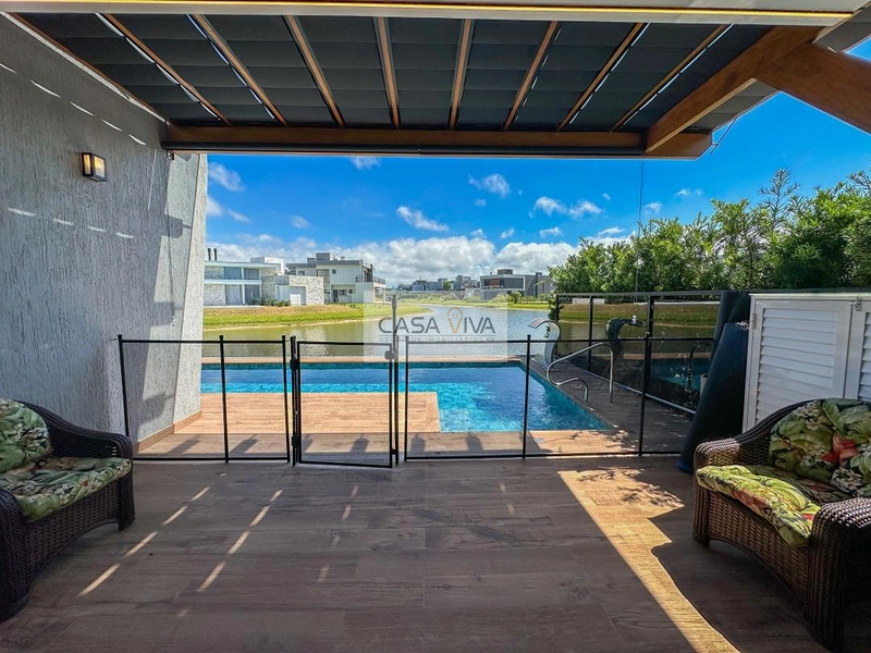 Casa Beira Lago com 03 Suítes e Piscina.: 15ª foto da galeria de imagens do imóvel