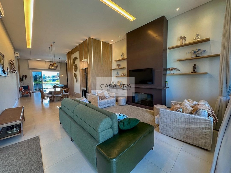 Casa Beira Lago com 03 Suítes e Piscina.: 4ª foto da galeria de imagens do imóvel