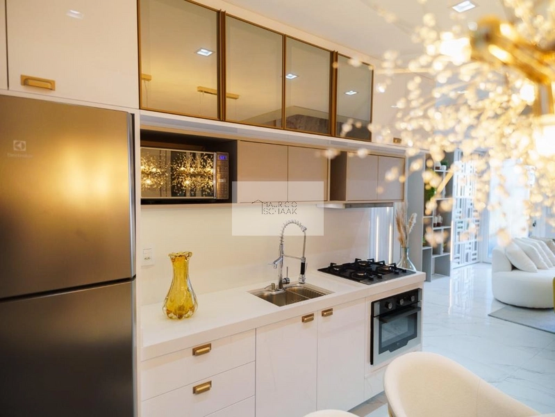 CASA COM VISTA ETERNA PARA O MAR.: 15ª foto da galeria de imagens do imóvel