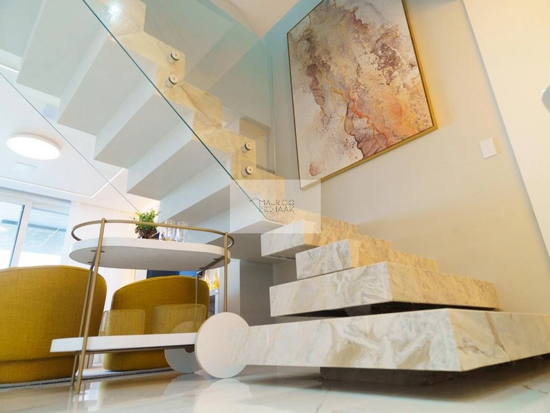 CASA COM VISTA ETERNA PARA O MAR.: 2ª foto da galeria de imagens do imóvel