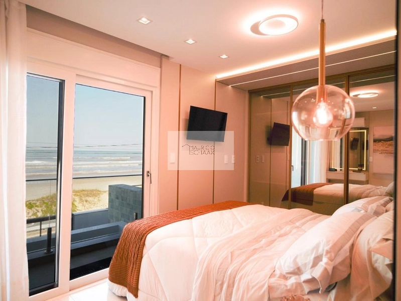 CASA COM VISTA ETERNA PARA O MAR.: 9ª foto da galeria de imagens do imóvel