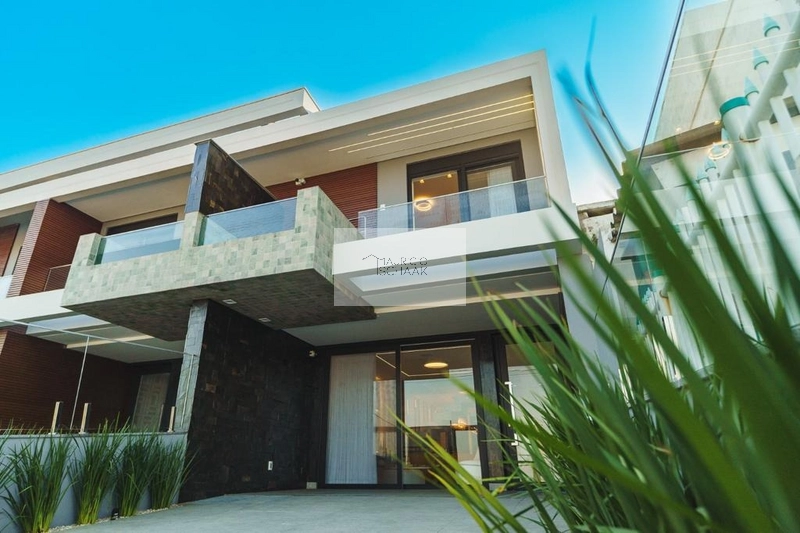 CASA COM VISTA ETERNA PARA O MAR.: 17ª foto da galeria de imagens do imóvel