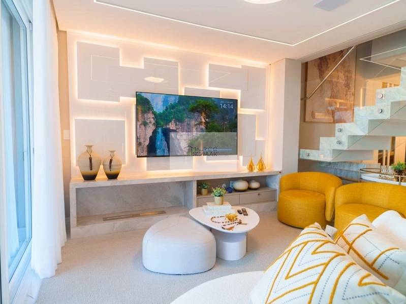 CASA COM VISTA ETERNA PARA O MAR.: 6ª foto da galeria de imagens do imóvel