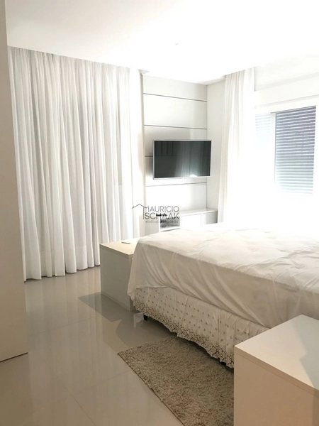 Sobrado em condomínio beira mar: 1ª foto da galeria de imagens do imóvel