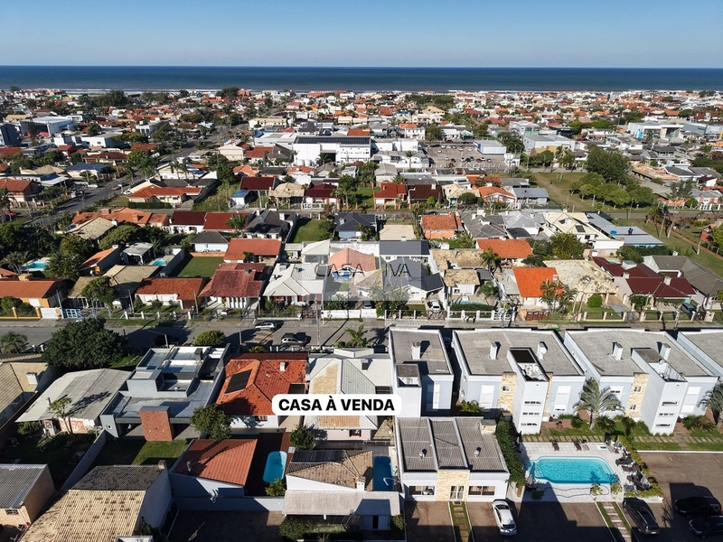 CASA À VENDA NO CENTRO DE XANGRI-LÁ/RS: 4ª foto da galeria de imagens do imóvel