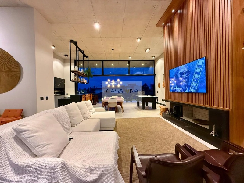 Casa Beira Lago à Venda – Alto Padrão: 11ª foto da galeria de imagens do imóvel