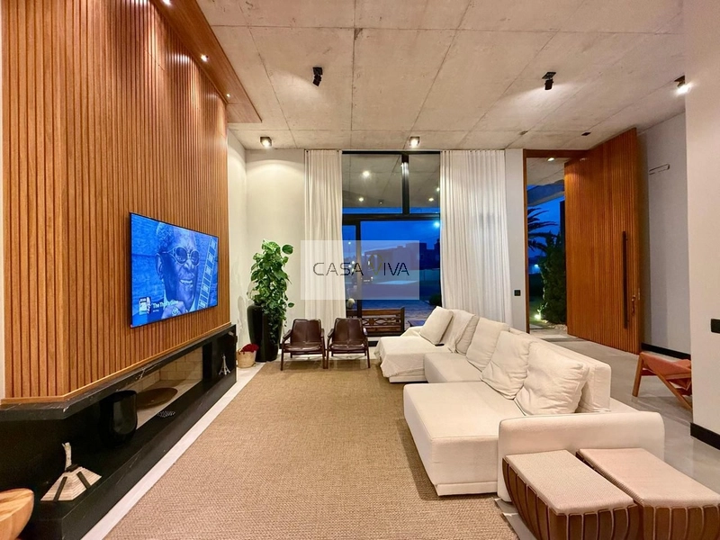 Casa Beira Lago à Venda – Alto Padrão: 5ª foto da galeria de imagens do imóvel