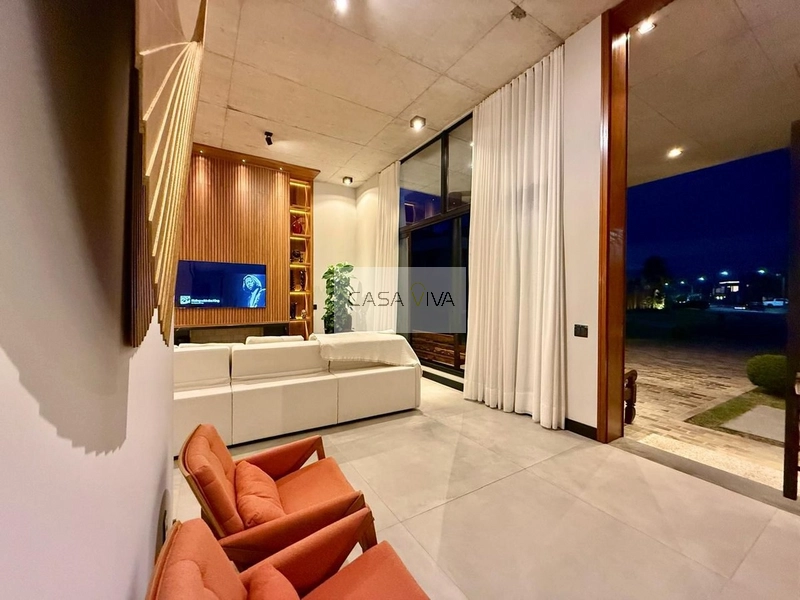 Casa Beira Lago à Venda – Alto Padrão: 8ª foto da galeria de imagens do imóvel