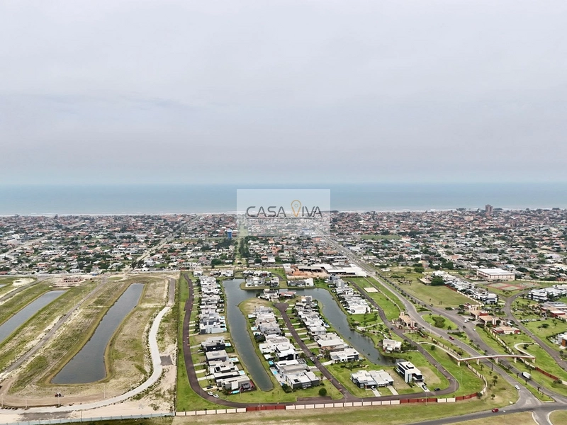 Casa Beira Lago à Venda – Alto Padrão: 43ª foto da galeria de imagens do imóvel