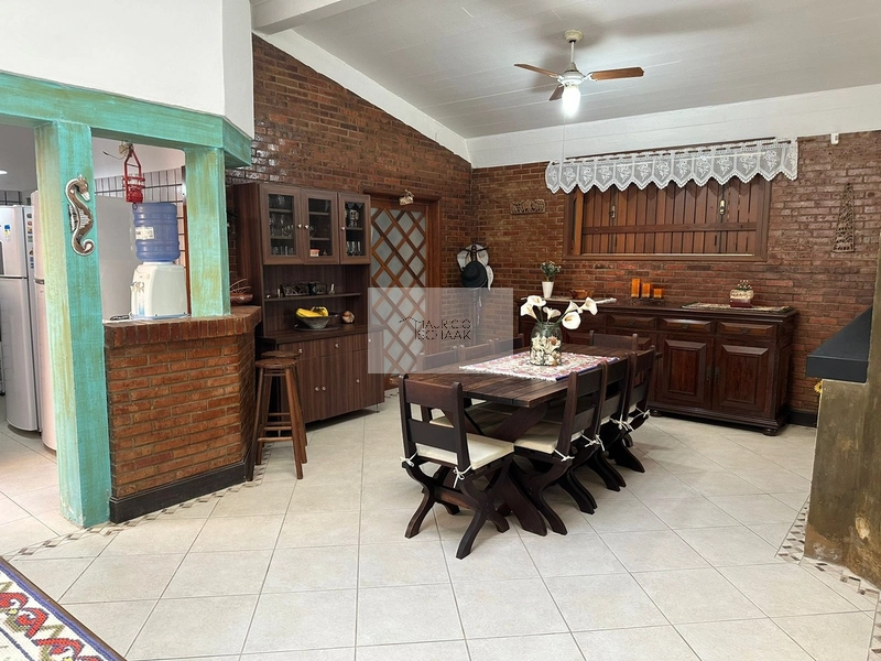 Casa em Atlântida!!: 3ª foto da galeria de imagens do imóvel