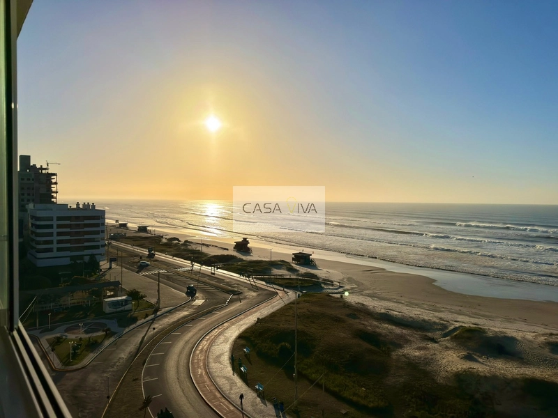 Apartamento de 3 dormitórios com vista para o mar.: 1ª foto da galeria de imagens do imóvel