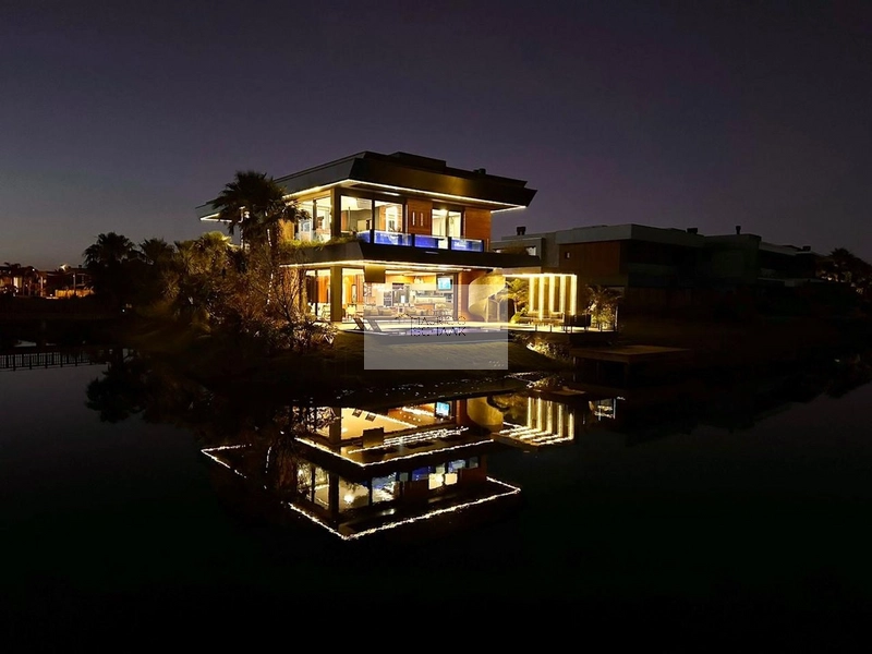 Mansão beira lago no condomínio Sense!: 44ª foto da galeria de imagens do imóvel