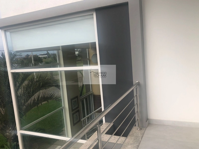 Lindo sobrado em condomínio náutico: 6ª foto da galeria de imagens do imóvel