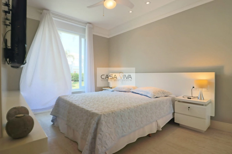 Casa de alto padrão em condomínio.: 26ª foto da galeria de imagens do imóvel