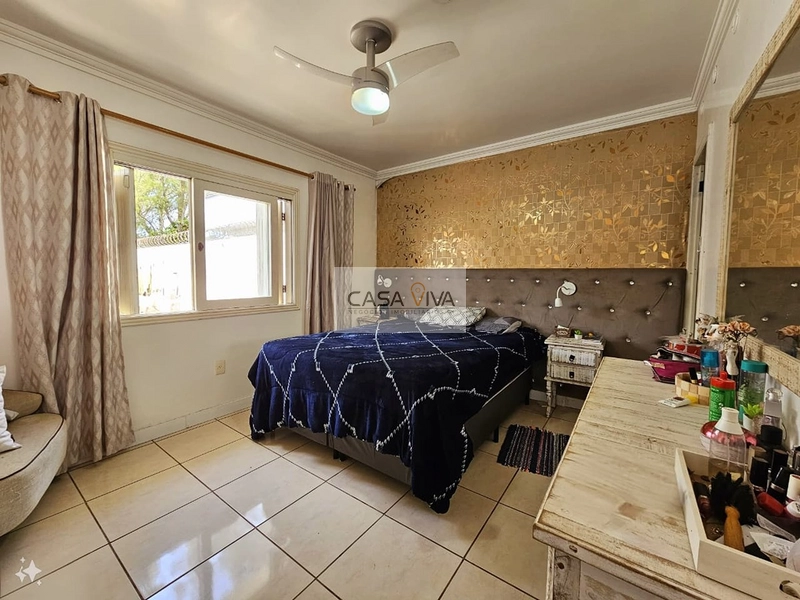CASA COM QUATRO DORMITÓRIOS E PISCINA.: 21ª foto da galeria de imagens do imóvel