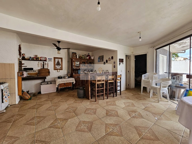 CASA COM QUATRO DORMITÓRIOS E PISCINA.: 29ª foto da galeria de imagens do imóvel