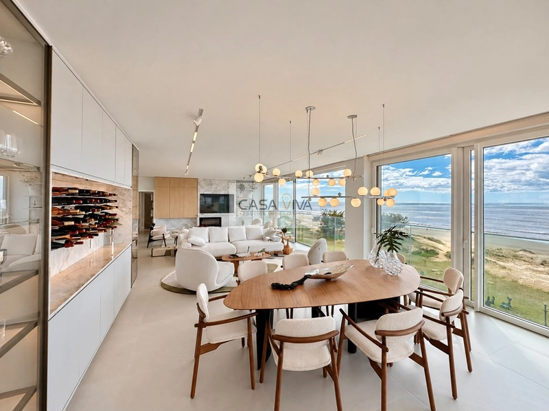 APARTAMENTO DE ALTO PADRÃO COM VISTA FANTÁSTICA PARA O MAR: 3ª foto da galeria de imagens do imóvel