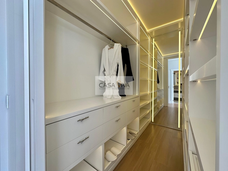 APARTAMENTO DE ALTO PADRÃO COM VISTA FANTÁSTICA PARA O MAR: 13ª foto da galeria de imagens do imóvel