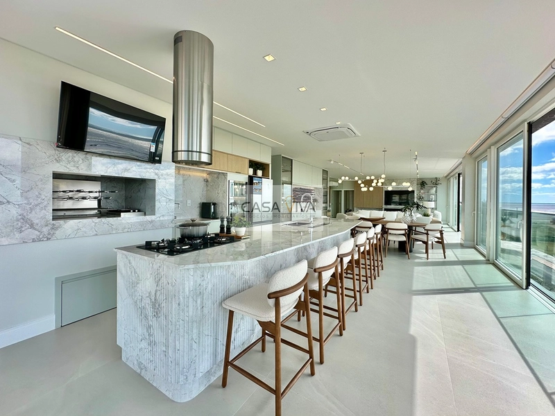 APARTAMENTO DE ALTO PADRÃO COM VISTA FANTÁSTICA PARA O MAR: 24ª foto da galeria de imagens do imóvel