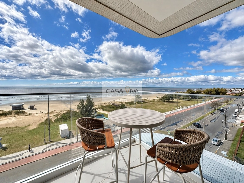 APARTAMENTO DE ALTO PADRÃO COM VISTA FANTÁSTICA PARA O MAR: 2ª foto da galeria de imagens do imóvel