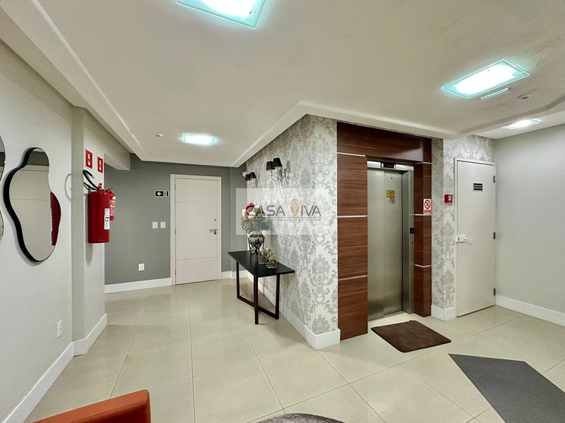 Apartamento mobiliado e decorado, a três quadras do mar.: 2ª foto da galeria de imagens do imóvel