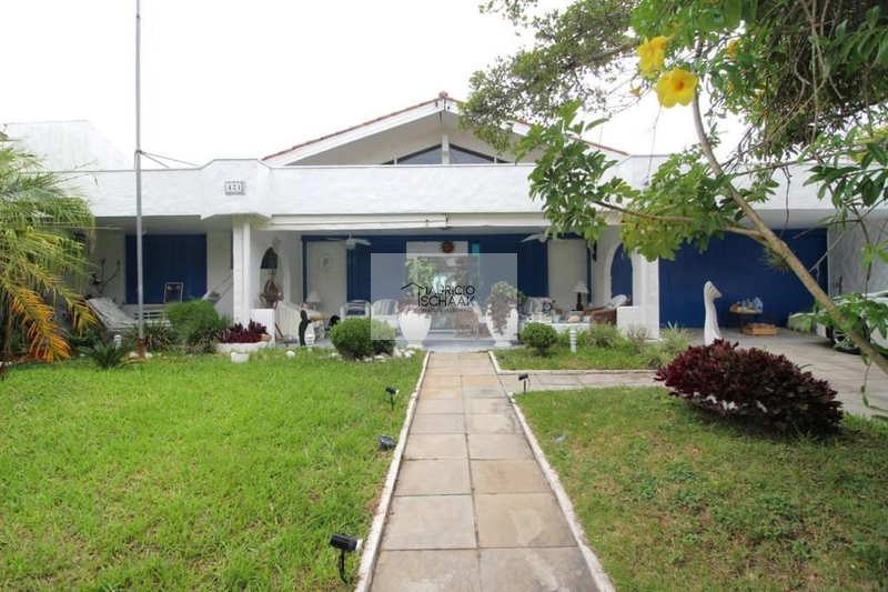 Casa em Atlântida com arquitetura grega: 24ª foto da galeria de imagens do imóvel