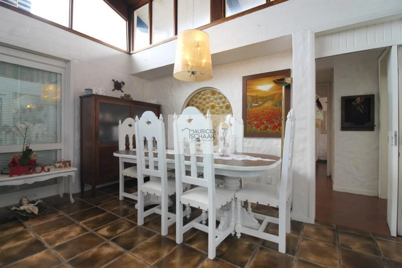 Casa em Atlântida com arquitetura grega: 23ª foto da galeria de imagens do imóvel