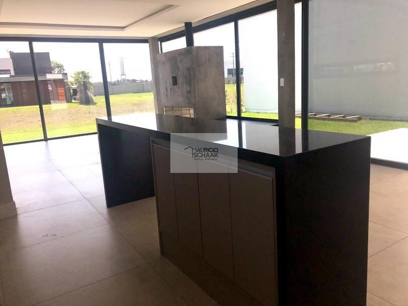 Sobrado em condomínio fechado!: 10ª foto da galeria de imagens do imóvel