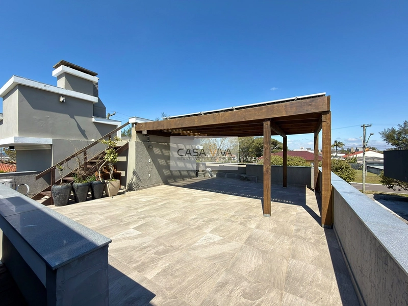 CASA DE ALTO PADRÃO A APENAS 50 METROS DO MAR!: 29ª foto da galeria de imagens do imóvel