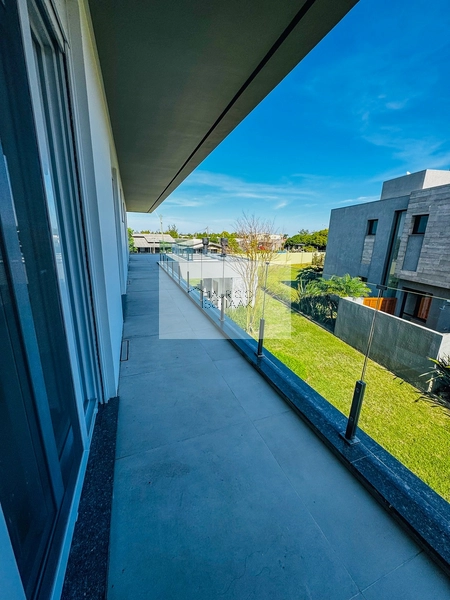 CASA DE ALTO PADRÃO COM PROJETO PERSONALIZÁVEL!!: 36ª foto da galeria de imagens do imóvel