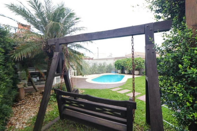 Casa no centro de Xangri-lá!: 6ª foto da galeria de imagens do imóvel