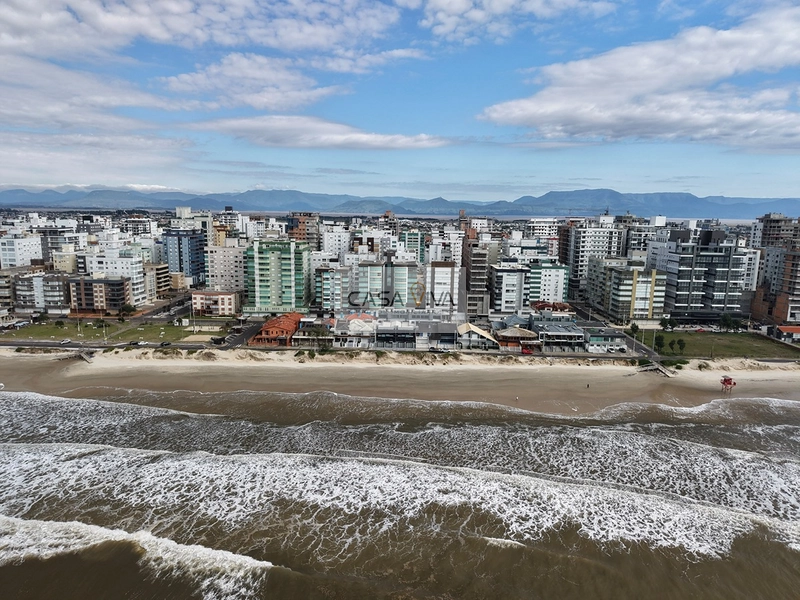 Sobrado de alto padrão de frente para o mar.: 8ª foto da galeria de imagens do imóvel