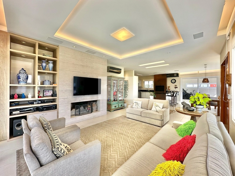 Casa em condomínio fechado com 2 lotes!: 21ª foto da galeria de imagens do imóvel