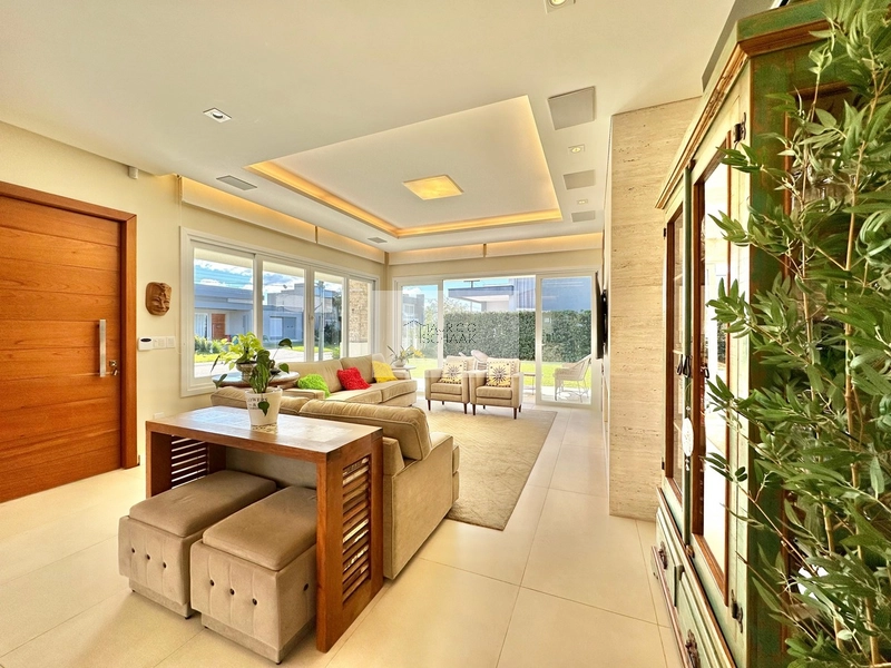Casa em condomínio fechado com 2 lotes!: 8ª foto da galeria de imagens do imóvel