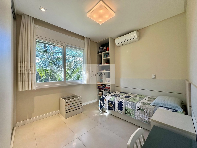 Casa em condomínio fechado com 2 lotes!: 11ª foto da galeria de imagens do imóvel
