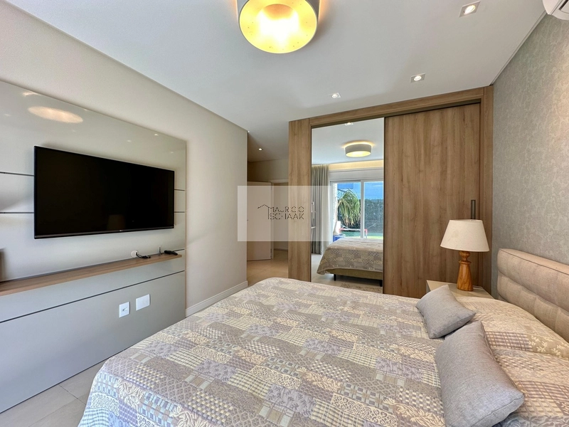 Casa em condomínio fechado com 2 lotes!: 4ª foto da galeria de imagens do imóvel