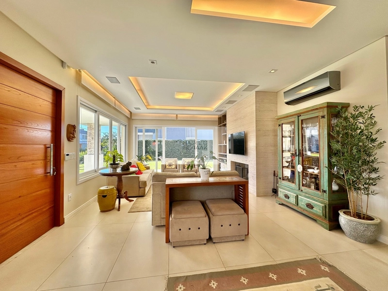 Casa em condomínio fechado com 2 lotes!: 6ª foto da galeria de imagens do imóvel