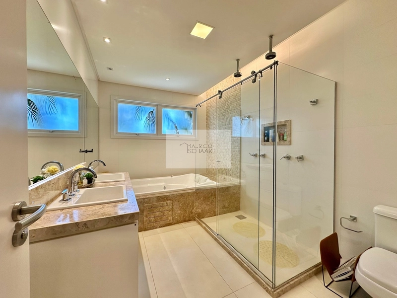 Casa em condomínio fechado com 2 lotes!: 17ª foto da galeria de imagens do imóvel