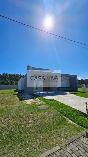 Casa Nova Com Quatro Dormitórios E Excelente Projeto.: 25ª foto da galeria de imagens do imóvel