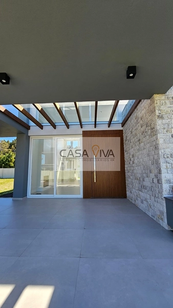 Casa Nova Com Quatro Dormitórios E Excelente Projeto.: 22ª foto da galeria de imagens do imóvel