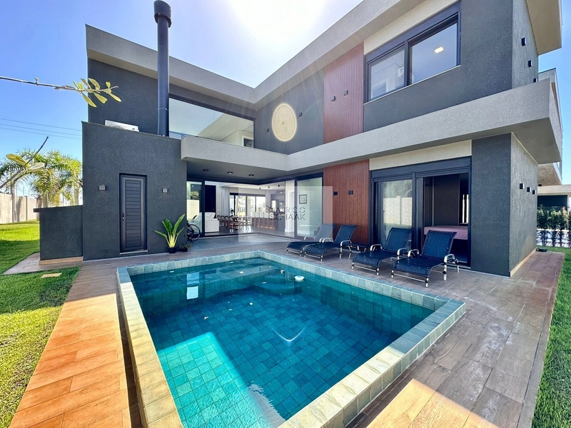 Casa em condomínio fechado beira mar: 4ª foto da galeria de imagens do imóvel