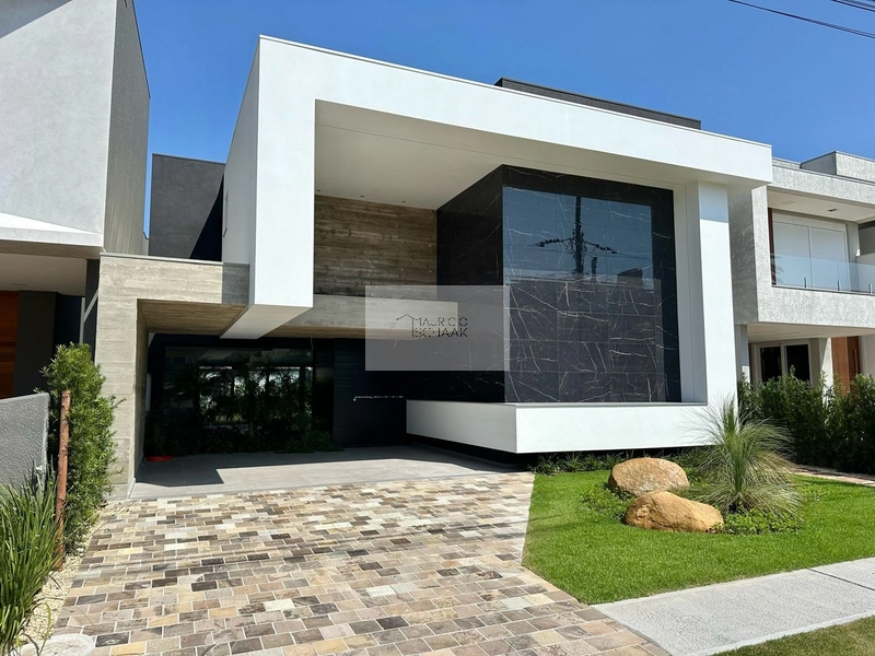 Casa de alto padrão em condomínio fechado!: 3ª foto da galeria de imagens do imóvel