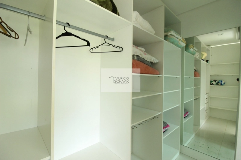 Casa em condomínio fechado com terrenho diferenciado: 4ª foto da galeria de imagens do imóvel