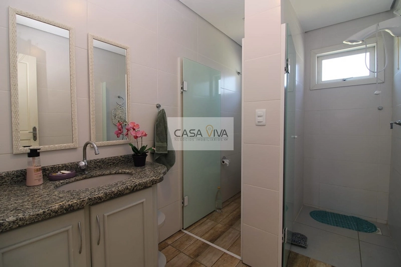 Casa térrea a duas quadras do mar.: 12ª foto da galeria de imagens do imóvel