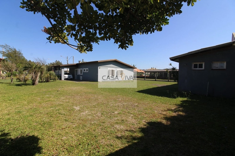 Casa térrea a duas quadras do mar.: 8ª foto da galeria de imagens do imóvel
